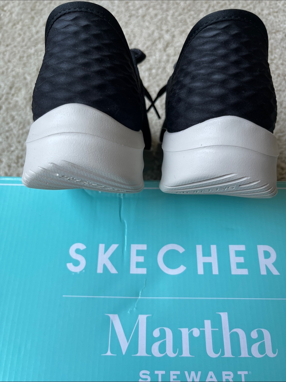 Skechers Women’s Slip-Ins Sneakers - Picture 3 of 10